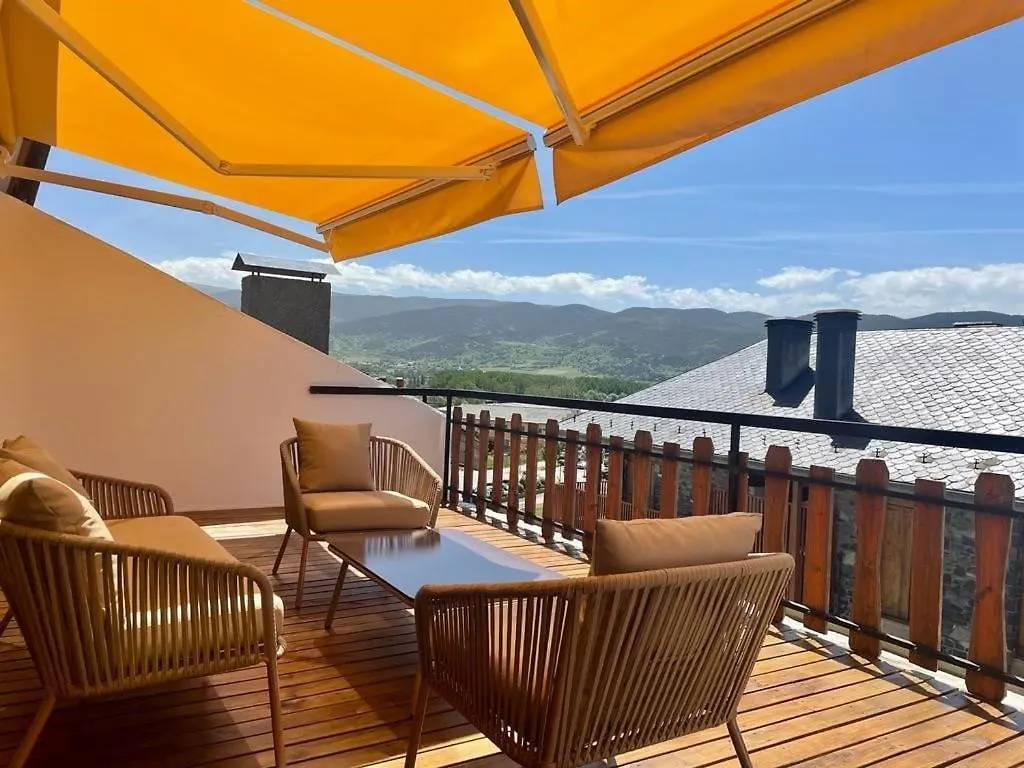 Magnifico Atico Con Vistas, Parking Y Piscina Apartment Puigcerda